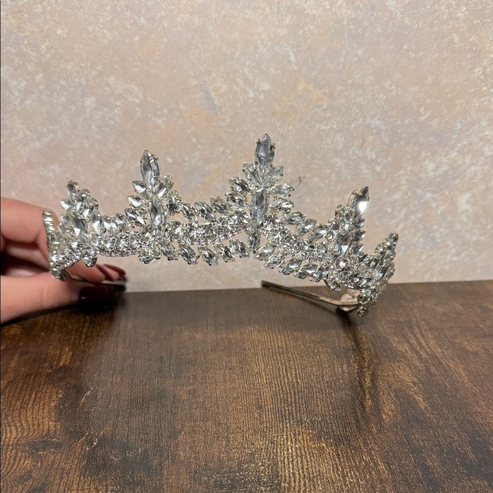 Elegant Silver Crystal Tiara